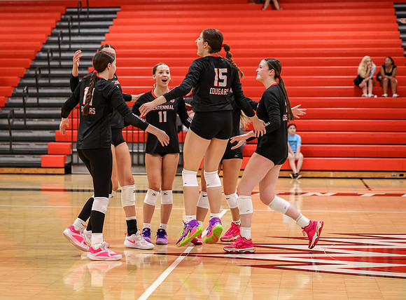 Centennial vs Mounds View Girls Varsity Volleyball 204