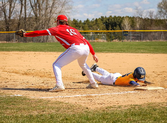 Centennial vs Mahtomedi JV Baseball_594