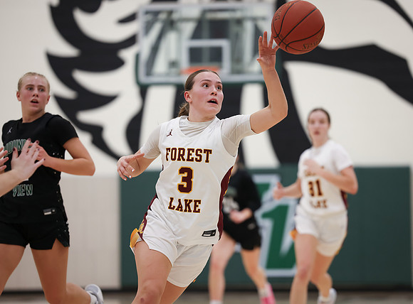 Mounds View vs Forest Lake Varsity Basketball 242
