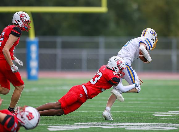 Centennial vs STMA JV Football 239