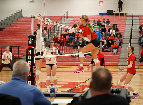 Centennial vs Anoka Girls Varsity Volleyball 266