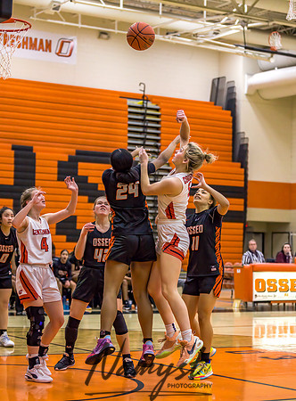 Centennial vs Osseo Girls Varsity Basketball 060