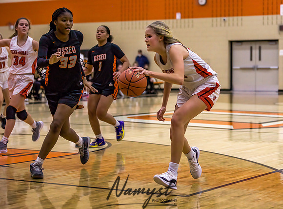 Centennial vs Osseo Girls Varsity Basketball 081