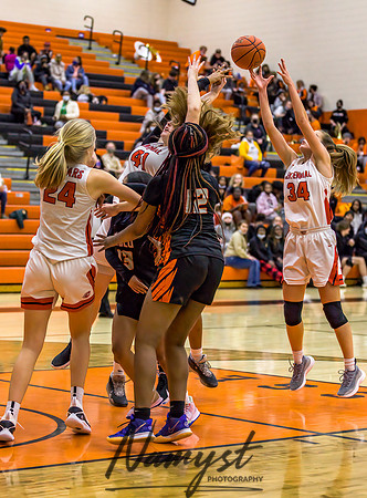Centennial vs Osseo Girls Varsity Basketball 111