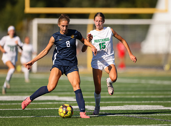 Mounds View vs Mahtomedi Girls Varisty Soccer 205