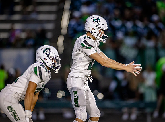 Mounds View vs Park Football 17