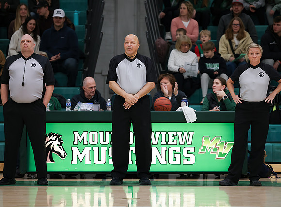 Mounds View vs Forest Lake Varsity Basketball 15