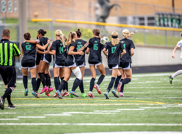 Mounds View vs Blaine Varsity Soccer 305
