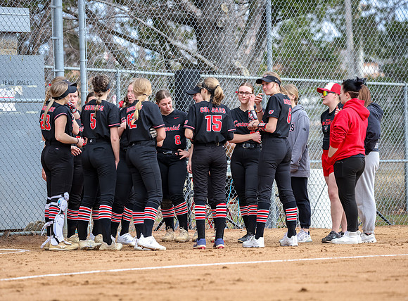 Centennial vs Coon Rapids Softball_2