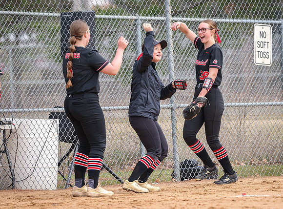 Centennial vs Coon Rapids Softball_320