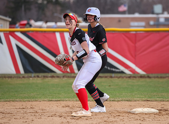 Centennial vs Coon Rapids Softball_440