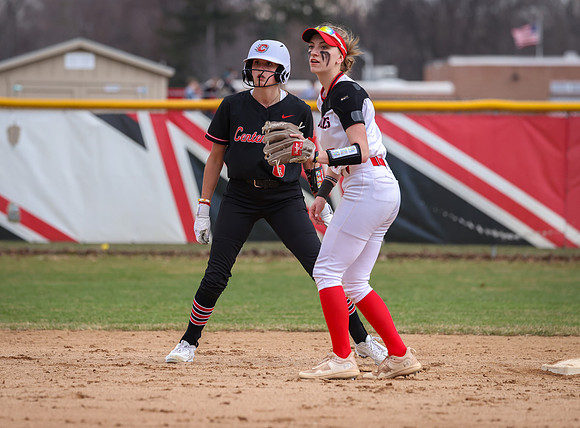 Centennial vs Coon Rapids Softball_443
