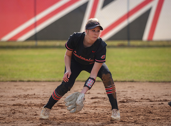 Centennial vs Coon Rapids Softball_548