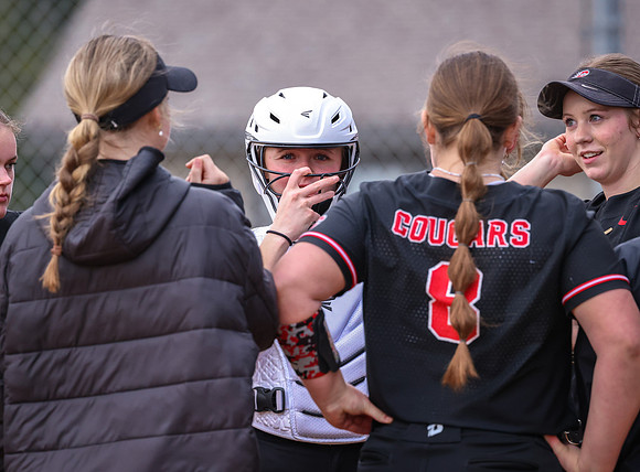 Centennial vs Coon Rapids Softball_592