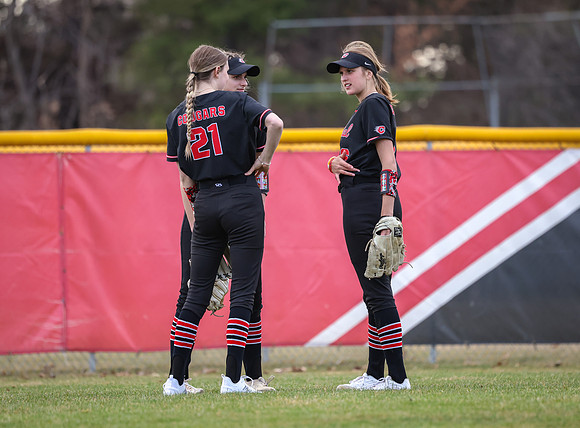 Centennial vs Coon Rapids Softball_595
