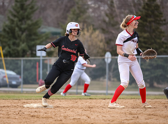 Centennial vs Coon Rapids Softball_653