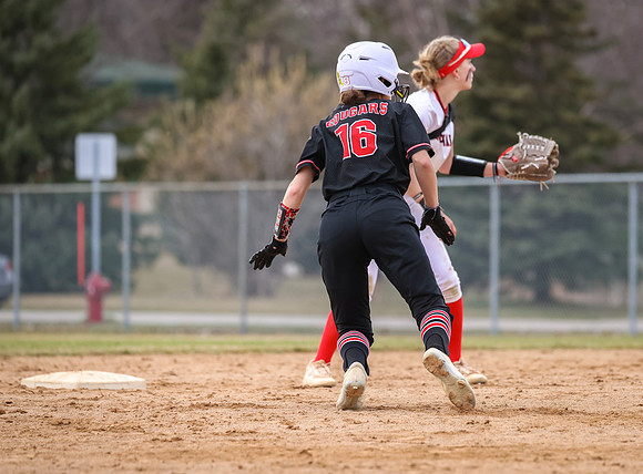 Centennial vs Coon Rapids Softball_657