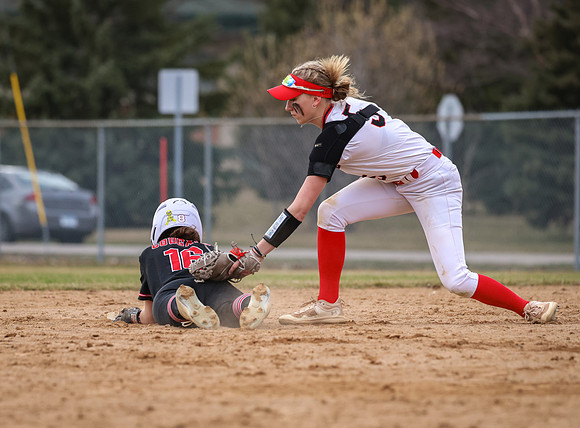 Centennial vs Coon Rapids Softball_662