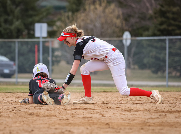 Centennial vs Coon Rapids Softball_663