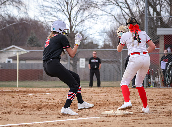 Centennial vs Coon Rapids Softball_689