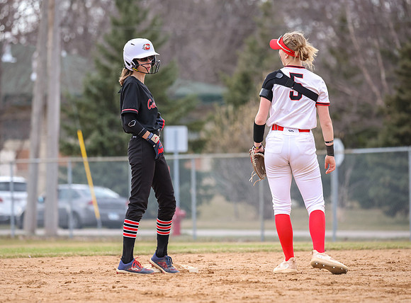 Centennial vs Coon Rapids Softball_699