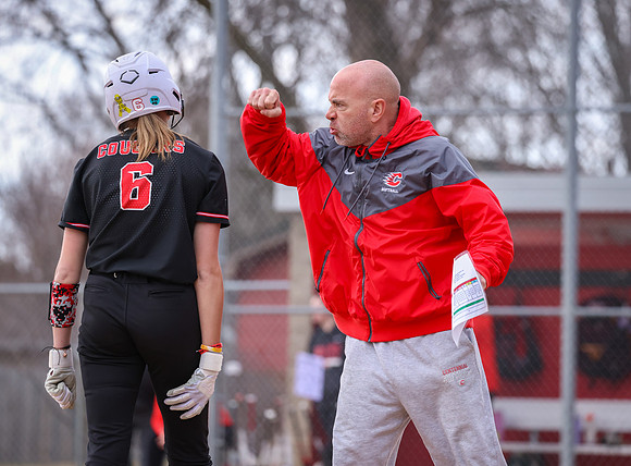 Centennial vs Coon Rapids Softball_709