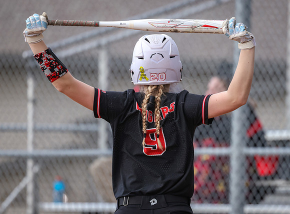 Centennial vs Coon Rapids Softball_797