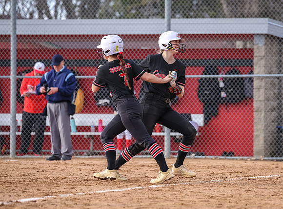 Centennial vs Coon Rapids Softball_831