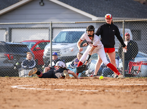 Centennial vs Coon Rapids Softball_844
