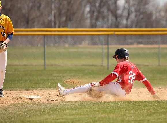 Centennial vs Mahtomedi JV Baseball_1071