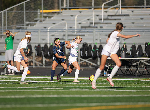 Mounds View vs Mahtomedi Girls Varisty Soccer 241