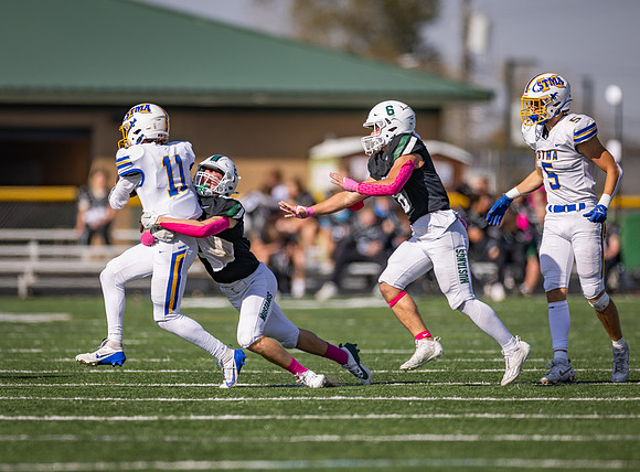 Mounds View vs STMA Varsity Football 184