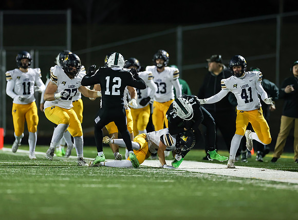 Mounds View vs Prior Lake Varsity Football 84