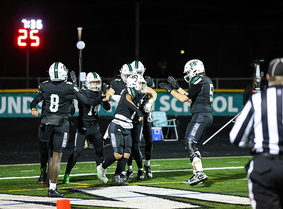 Mounds View vs Prior Lake Varsity Football 55