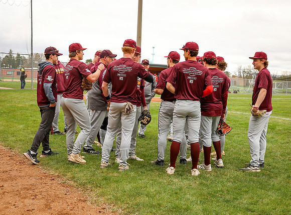 Forest Lake vs Duluth East Varsity Baseball 30