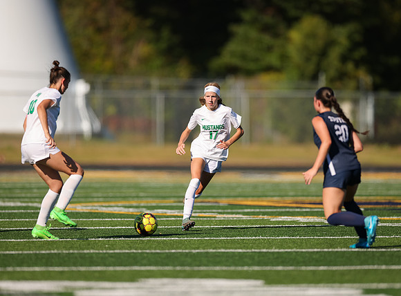 Mounds View vs Mahtomedi Girls Varisty Soccer 270