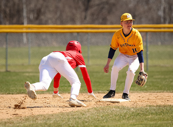 Centennial vs Mahtomedi JV Baseball_1030