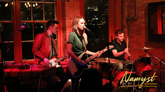 The Red Kicks @ the Aster Cafe 838