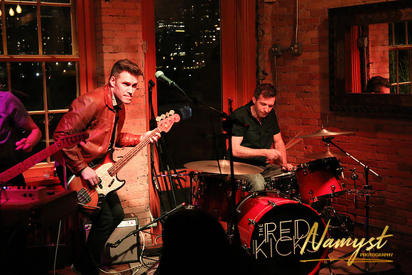 The Red Kicks @ the Aster Cafe 841