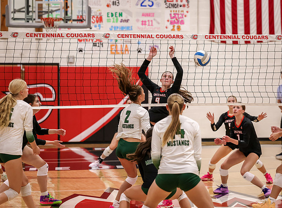 Centennial vs Mounds View Girls Varsity Volleyball 173