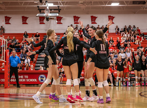 Centennial vs Mounds View Girls Varsity Volleyball 228