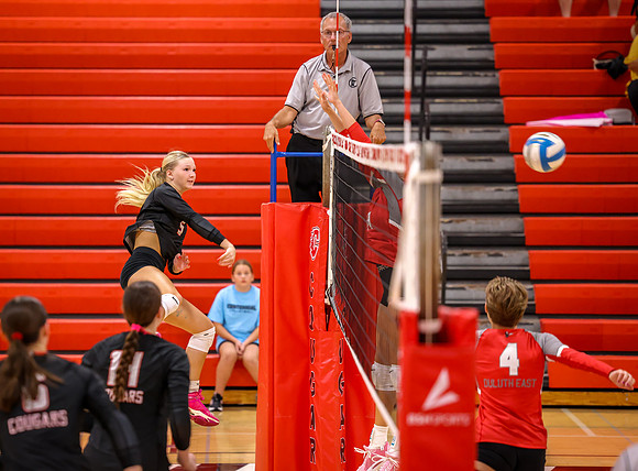 Centennial vs Duluth East Varsity Volleyball 94