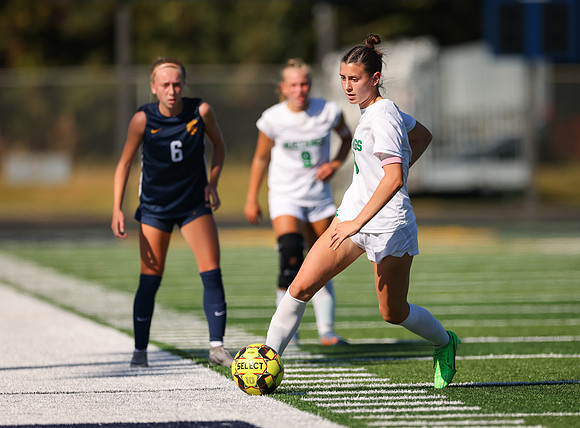 Mounds View vs Mahtomedi Girls Varisty Soccer 160