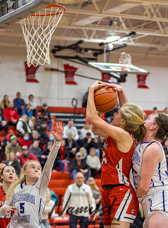 Centennial vs Cambridge-Isanti Girls Varsity Basketball 083-2