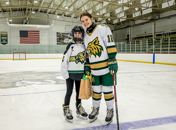 Chisago vs River Lake Stars Varsity Hoc 6