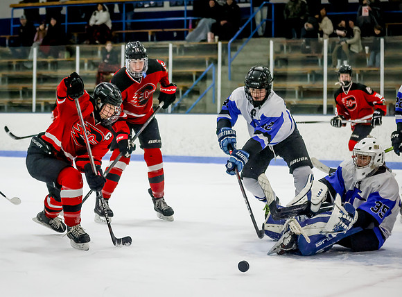 Centennial vs Cambridge Isanti Hockey 169