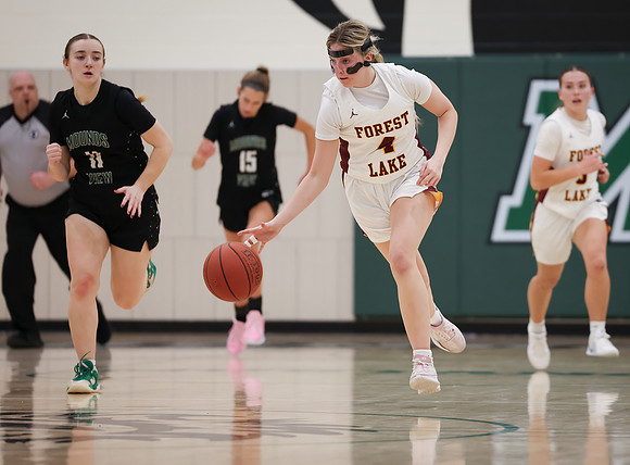 Mounds View vs Forest Lake Varsity Basketball 223