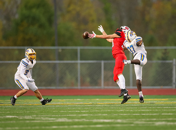 Centennial vs STMA JV Football 177