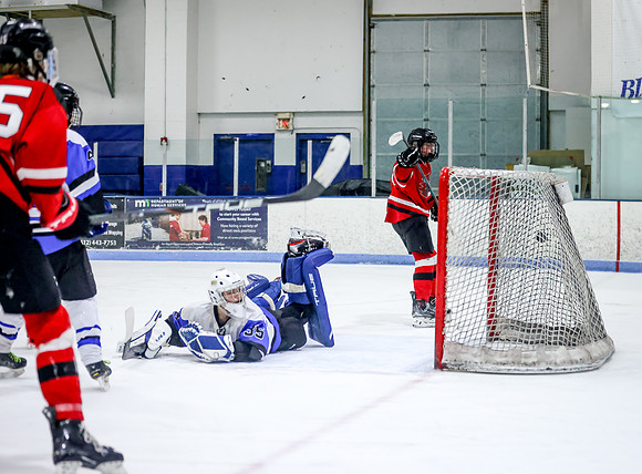 Centennial vs Cambridge Isanti Hockey 273