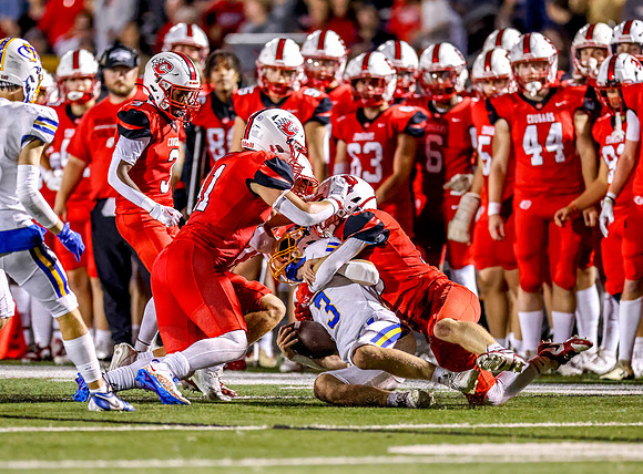 Centennial vs STMA Varsity Football 370